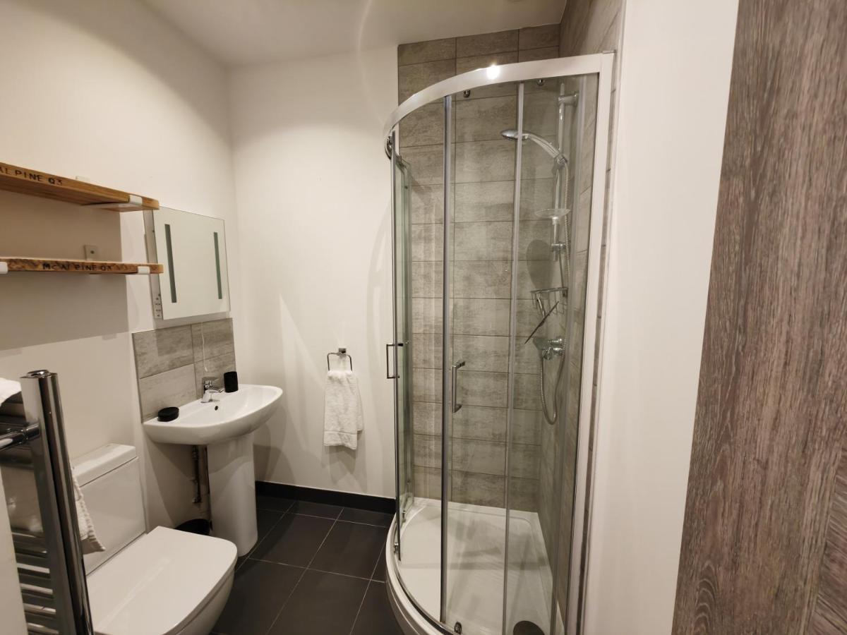 404 Bayard Plaza 2 Bedroom Apartment With Outside Terrace ピーターバラ エクステリア 写真
